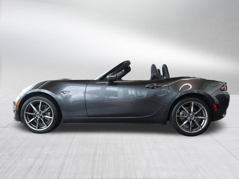 Used 2022 MAZDA MX-5 Miata Grand Touring w/ Weather Package RWD image 4