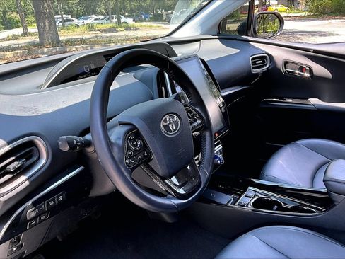 Used 2022 Toyota Prius Prime Limited FWD image 14