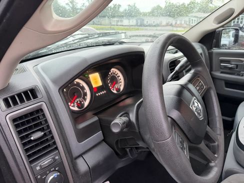 Used 2013 RAM 1500 Express RWD image 14