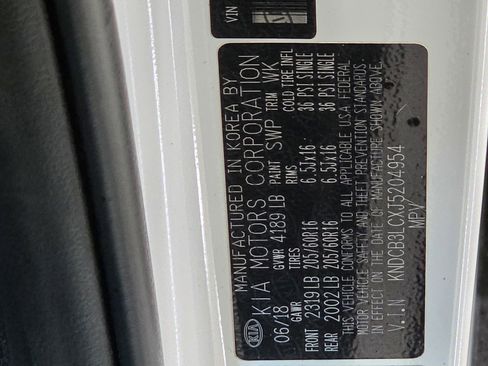 Used 2018 Kia Niro LX image 34