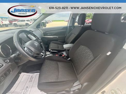 Used 2021 Mitsubishi Outlander Sport SE AWD/4WD image 19