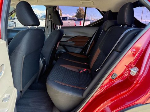 Used 2022 Nissan Kicks SR w/ Interior Electronics Package image 17