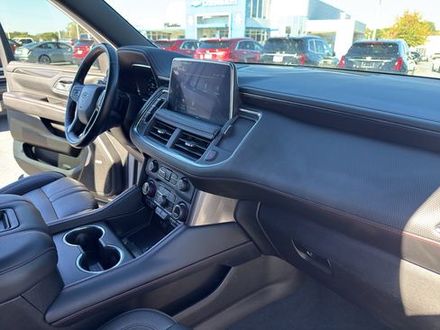 Used 2022 Chevrolet Tahoe RST w/ Luxury Package image 36