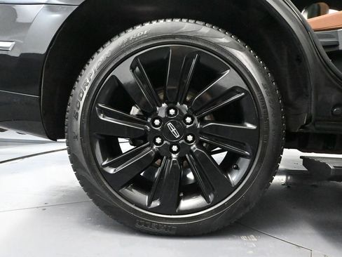Used 2024 Lincoln Navigator Reserve w/ Equipment Group 201A AWD/4WD image 15