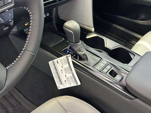 Used 2026 Toyota Camry SE w/ Convenience Package FWD image 19