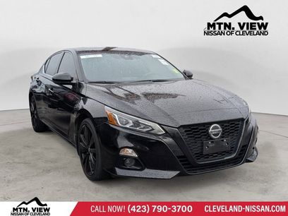Certified 2022 Nissan Altima 2.5 SR w/ Midnight Edition Package