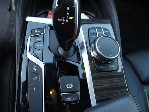 Used 2018 BMW 640i Gran Turismo xDrive image 36