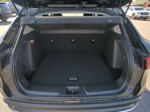 New 2026 Chevrolet Trax LT w/ LT Convenience Package FWD image 30