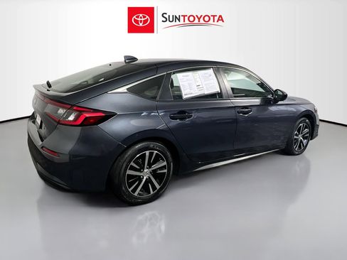 Used 2023 Honda Civic LX image 4