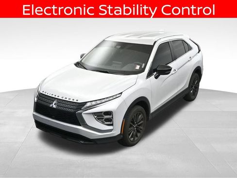 Used 2024 Mitsubishi Eclipse Cross LE AWD/4WD image 18