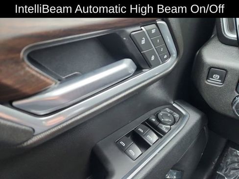 Used 2025 GMC Sierra 1500 SLT image 40