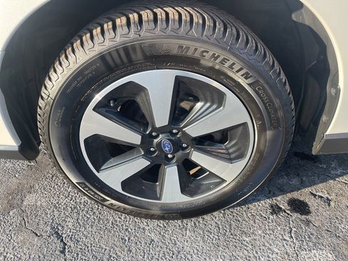 Used 2018 Subaru Forester 2.5i Limited image 30