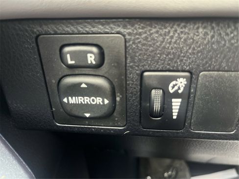 Used 2016 Toyota RAV4 XLE image 42