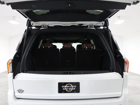 New 2026 Lincoln Navigator Reserve AWD/4WD image 15