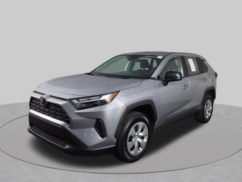 Used 2024 Toyota RAV4 LE AWD/4WD image 2