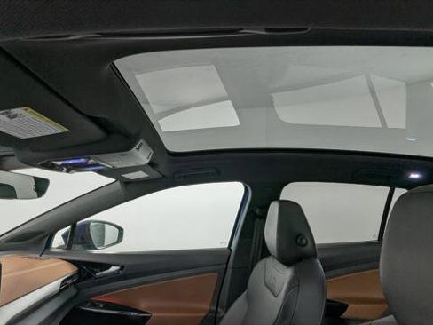 Used 2021 Volkswagen ID.4 Pro S w/ ID.4 Protection Package image 14