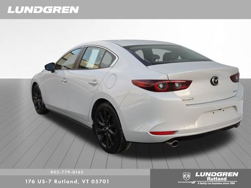 Used 2024 MAZDA MAZDA3 s image 32