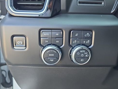 Certified 2022 GMC Sierra 1500 Denali image 24