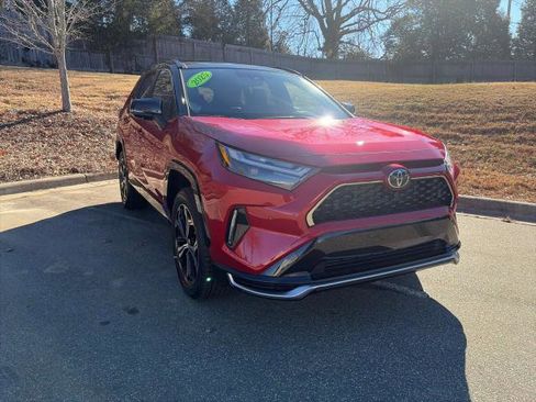 Certified 2025 Toyota RAV4 XSE image 1