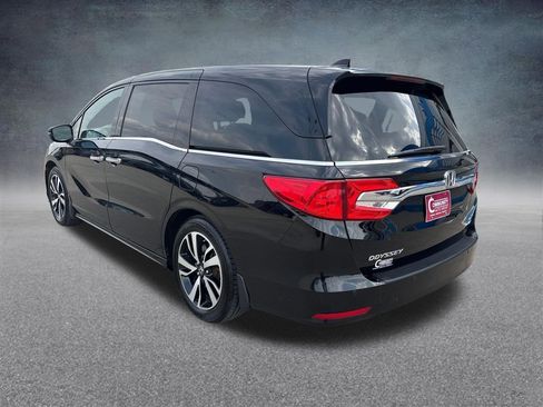 Used 2018 Honda Odyssey Elite image 3