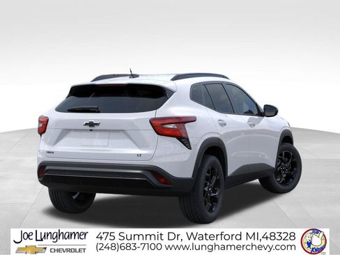 New 2026 Chevrolet Trax LT image 4
