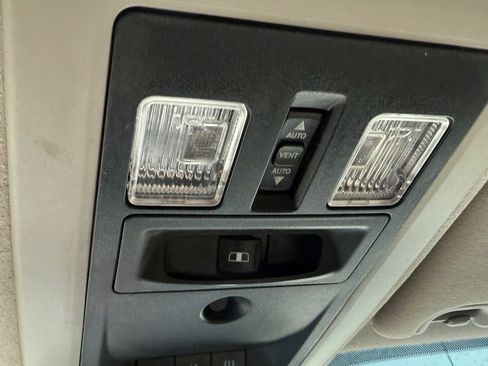 Used 2018 RAM 3500 Laramie Longhorn w/ Longhorn Southfork Package image 40