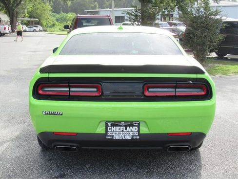 Certified 2023 Dodge Challenger R/T Scat Pack image 5