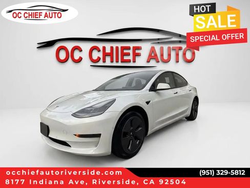 Used 2023 Tesla Model 3 Standard Range RWD image 1