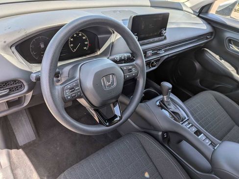 Certified 2025 Honda HR-V LX image 14