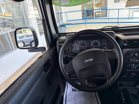 Used 2006 Jeep Wrangler X AWD/4WD image 13