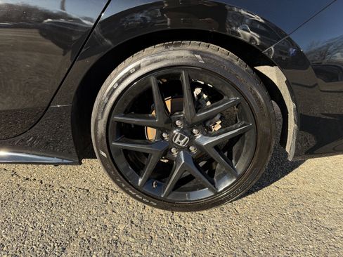 Used 2024 Honda Civic Sport image 8