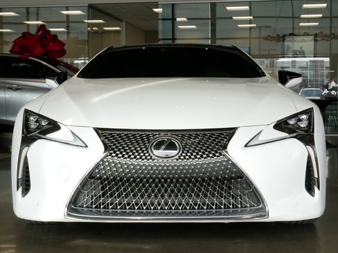Used 2021 Lexus LC 500 Coupe w/ Sport Package image 21