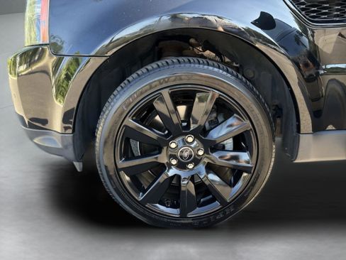 Used 2013 Land Rover Range Rover Sport HSE LUX image 32