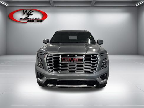 Used 2025 GMC Yukon Denali w/ Sun & Power Step Package RWD image 2