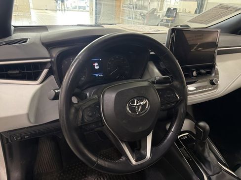 Used 2023 Toyota Corolla SE image 8