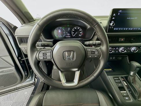 Used 2025 Honda CR-V Sport-L image 11