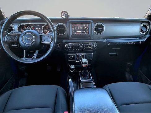 Used 2018 Jeep Wrangler Unlimited Sport S AWD/4WD image 7