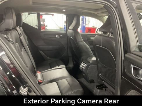 Used 2024 Volvo XC40 B5 Plus w/ Protection Package Premier image 11