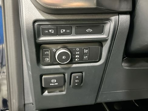 Used 2022 Ford F150 Platinum w/ Equipment Group 701A High image 17