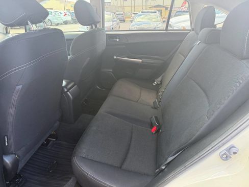 Used 2015 Subaru Crosstrek 2.0i Premium image 11