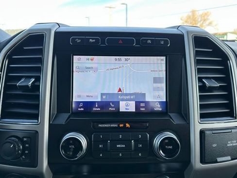 Used 2020 Ford F150 Lariat w/ Equipment Group 502A Luxury AWD/4WD image 19