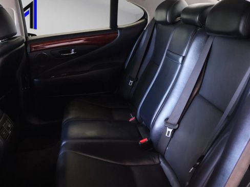 Used 2007 Lexus LS 460 image 12