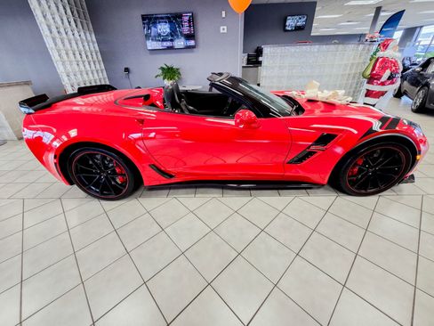 Used 2017 Chevrolet Corvette Grand Sport image 30