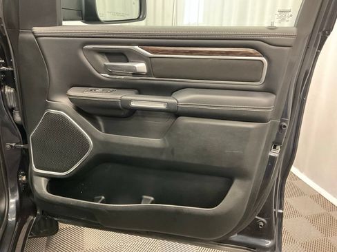 Used 2020 RAM 1500 Laramie AWD/4WD image 31