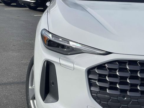 New 2025 Audi Q5 Premium Plus image 3