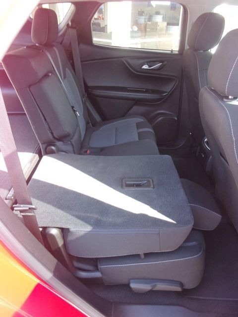 Used 2024 Chevrolet Blazer LT AWD/4WD image 31