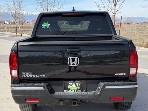 Used 2020 Honda Ridgeline Sport image 7