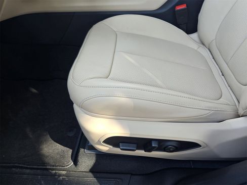 New 2025 Jeep Grand Cherokee L Limited w/ Luxury Tech Group II image 23