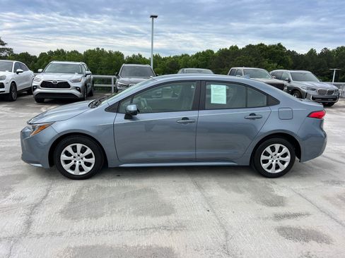 Used 2024 Toyota Corolla LE FWD image 8