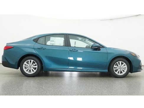 New 2026 Toyota Camry LE image 27